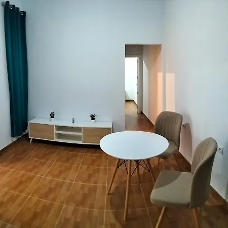 Daire Sin Cocina Cadiz